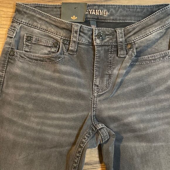 Shyanne Women’s Mid Rise Bootcut Jeans - Picture 3 of 10